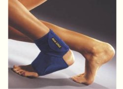 CAVIGLIERA PER CONTENIMENTO NEW EDGE 010 REGOLABILE BLU MISURA UNICA - FarmaLucia